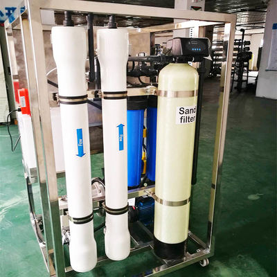 Zout waterzuiveringsinstallatie/ontziltingsinstallatie voor zeewaterbehandeling op land